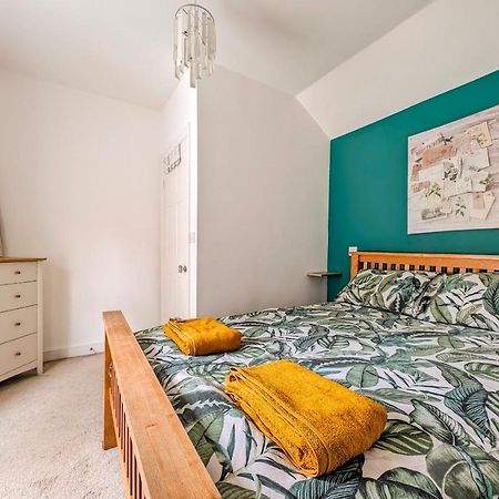 Town Centre House For 6 Guests Villa Bournemouth Bagian luar foto