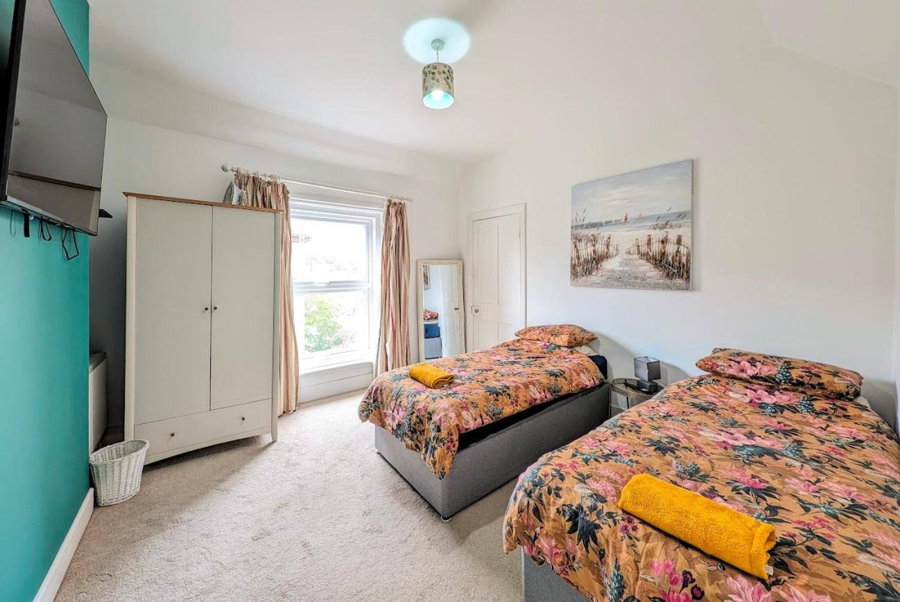 Town Centre House For 6 Guests Villa Bournemouth Bagian luar foto