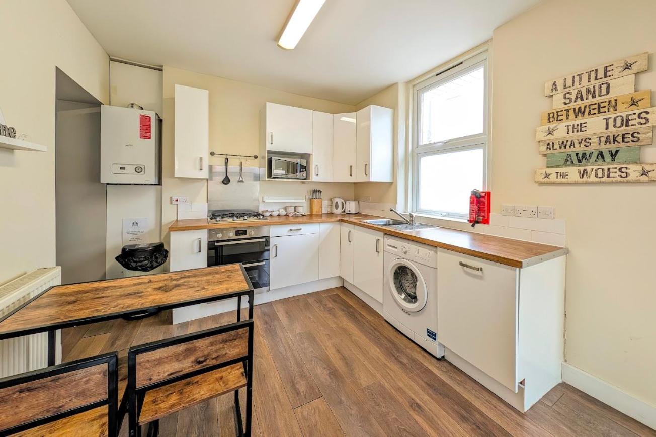 Town Centre House For 6 Guests Villa Bournemouth Bagian luar foto