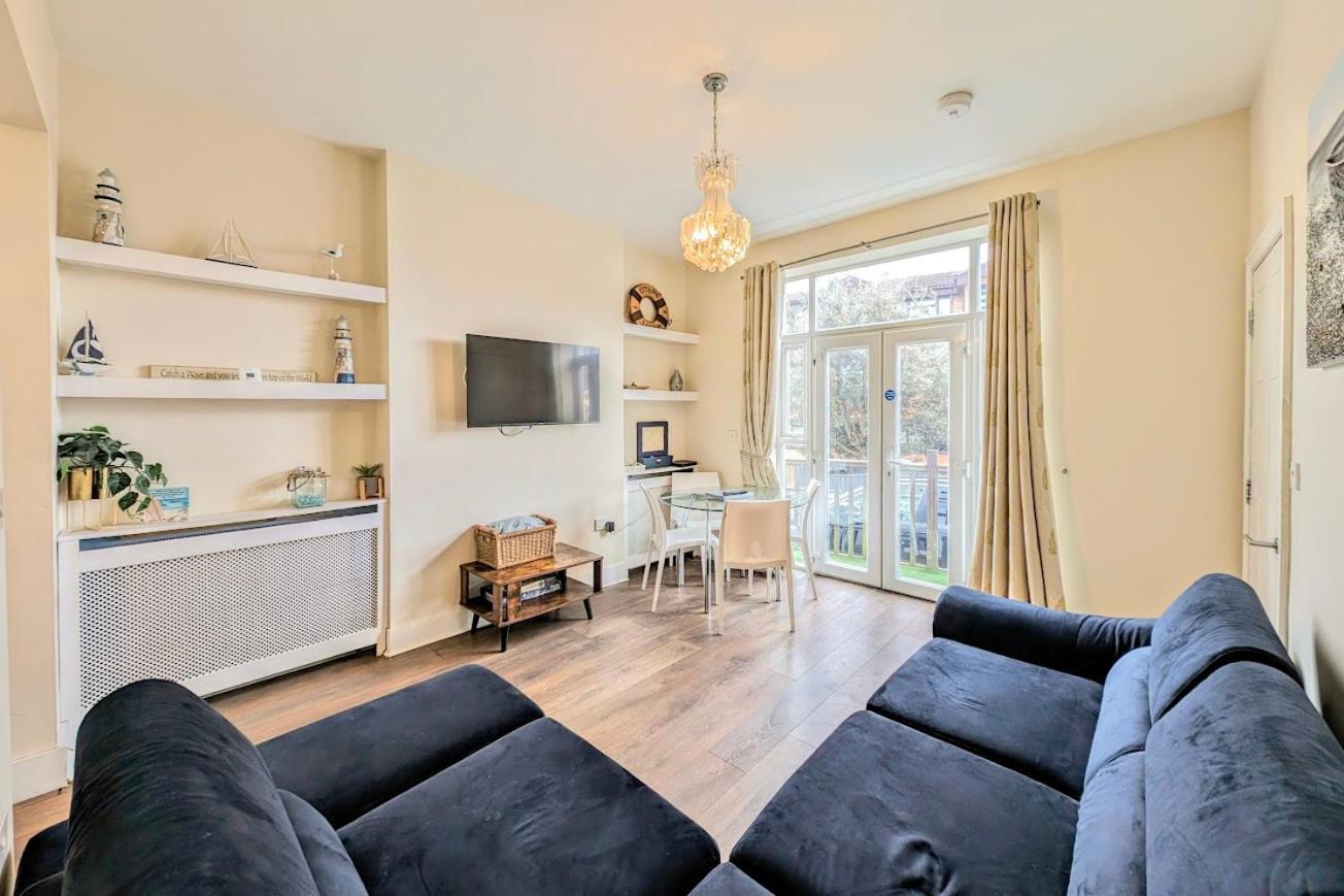 Town Centre House For 6 Guests Villa Bournemouth Bagian luar foto