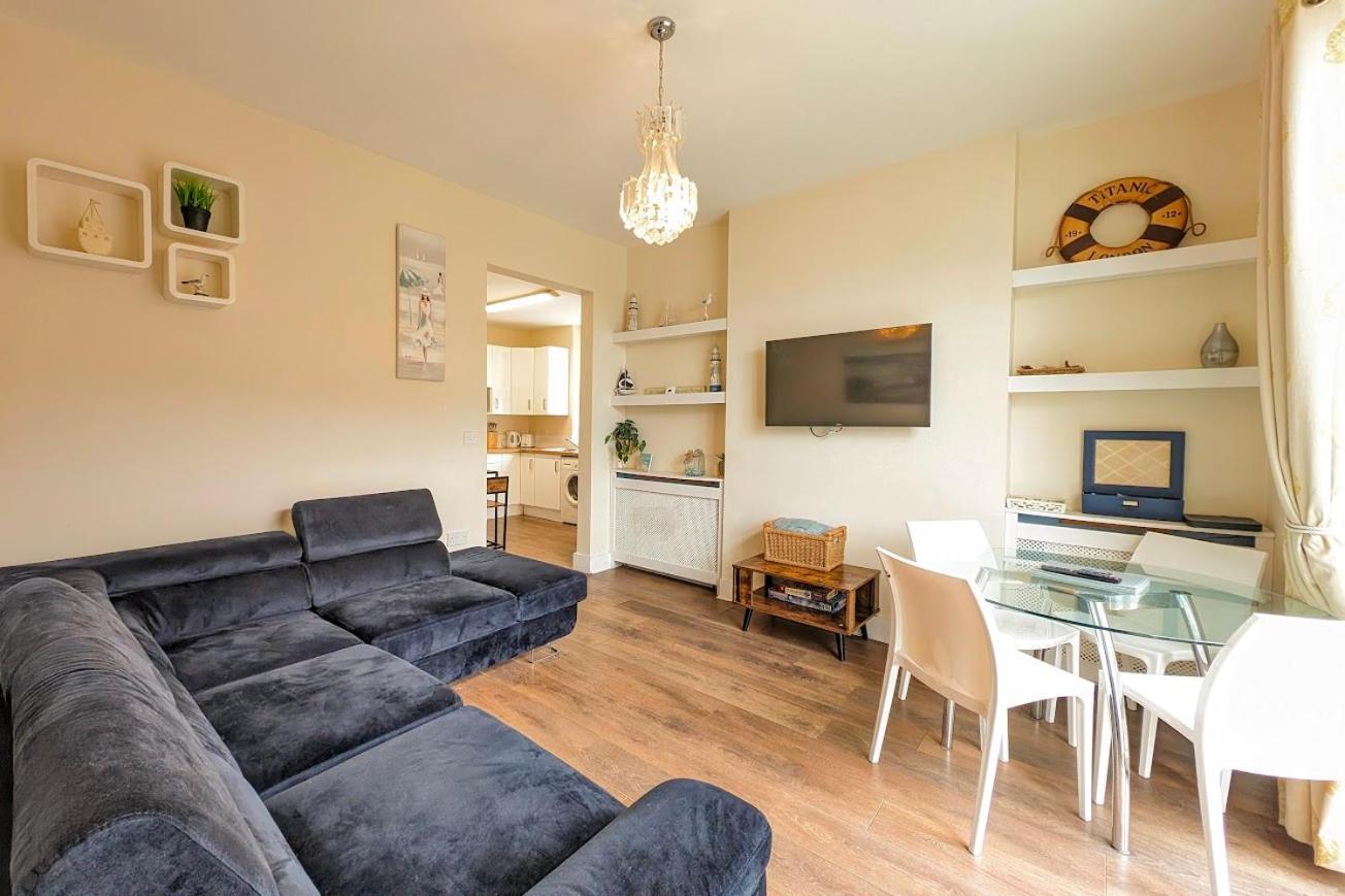 Town Centre House For 6 Guests Villa Bournemouth Bagian luar foto